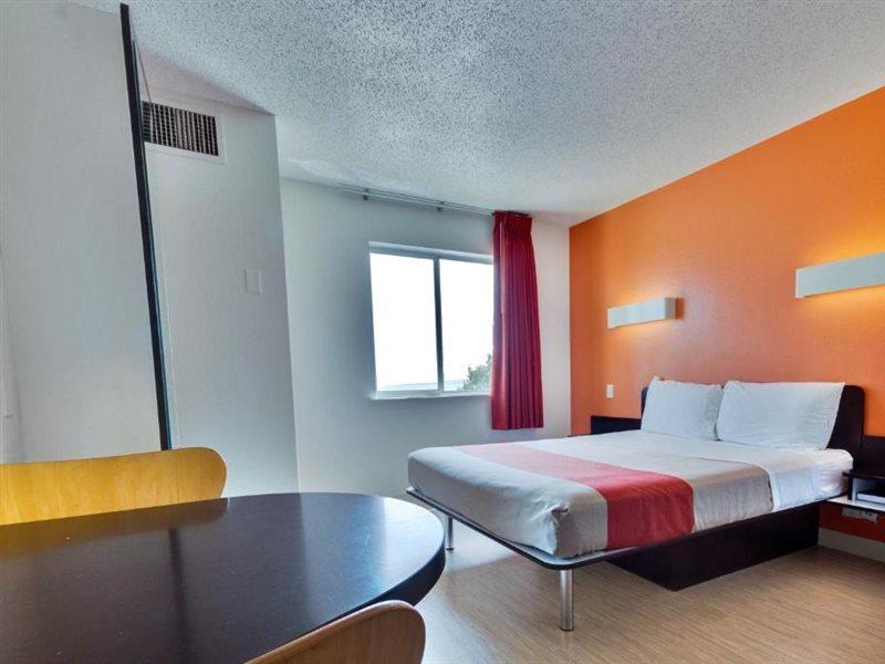 Motel 6-Lewisville, Tx - Dallas Eksteriør bilde