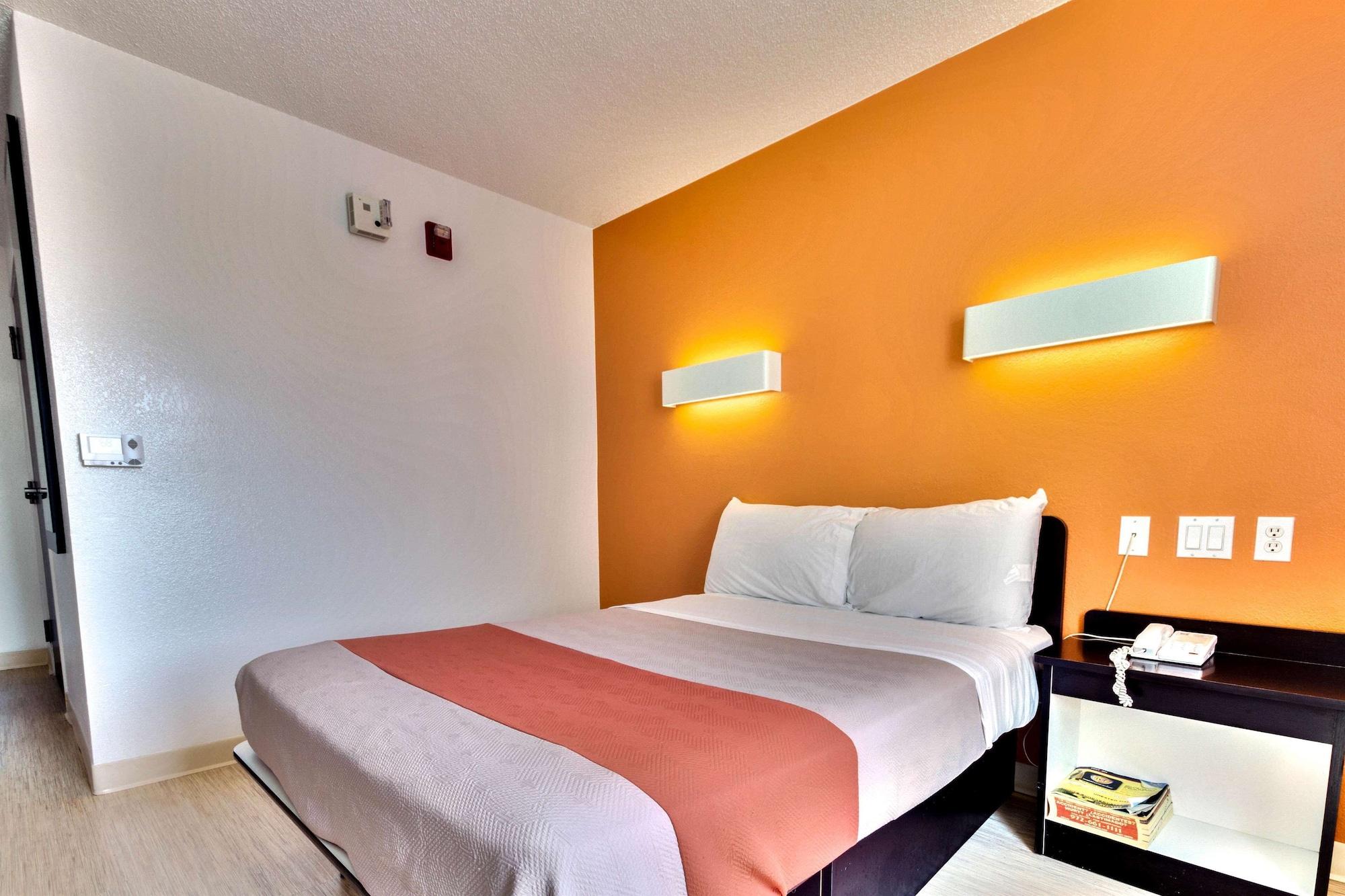 Motel 6-Lewisville, Tx - Dallas Eksteriør bilde
