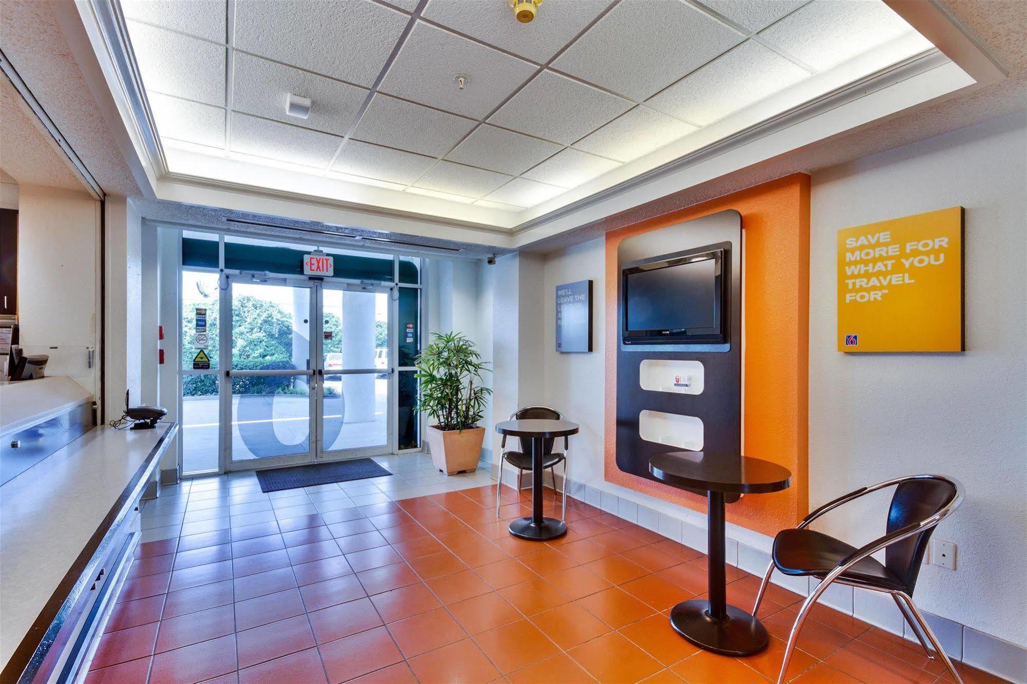 Motel 6-Lewisville, Tx - Dallas Eksteriør bilde