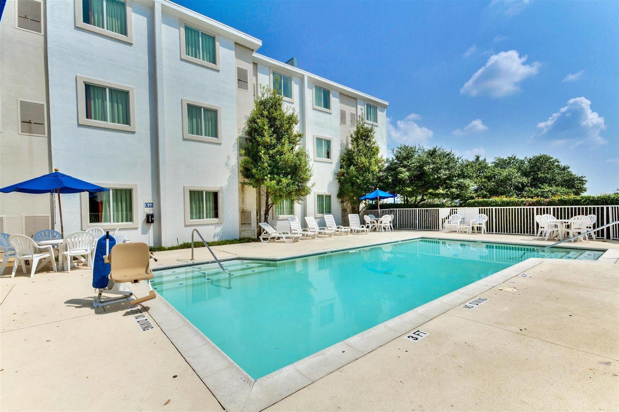 Motel 6-Lewisville, Tx - Dallas Eksteriør bilde