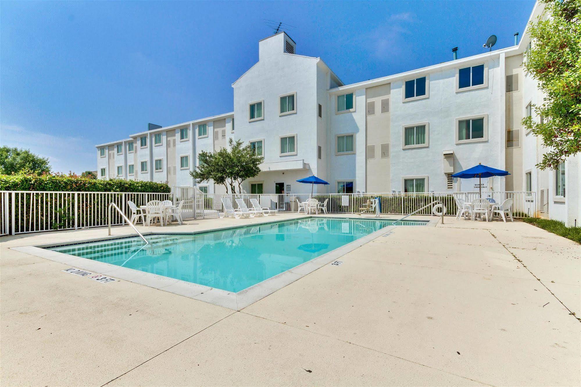 Motel 6-Lewisville, Tx - Dallas Eksteriør bilde
